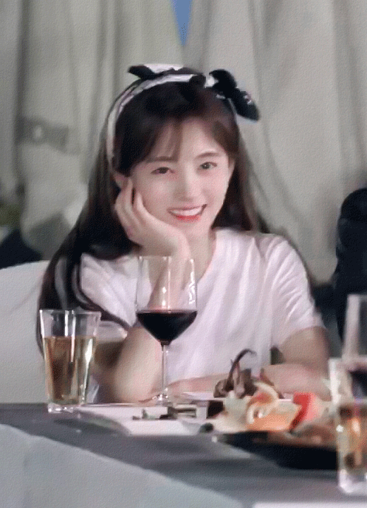 游泳先生白茶夫妇甜宠版 第1集