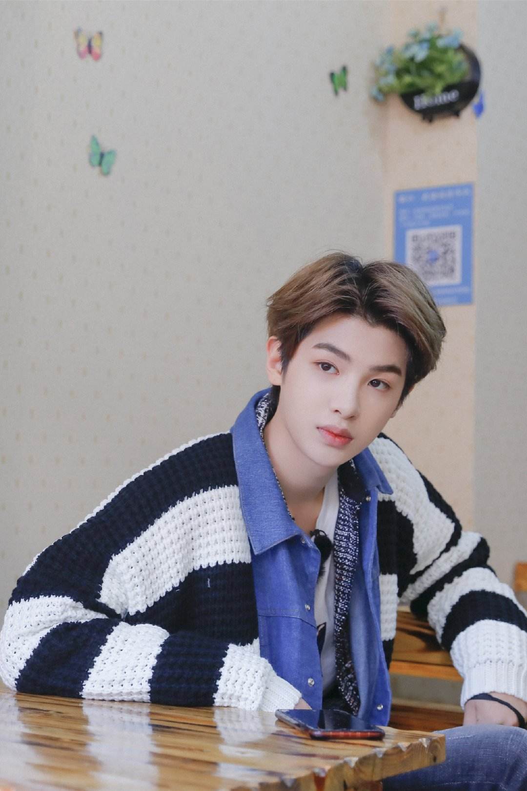 少年可期第10期:梁咏琪黄明昊合唱slay全场 朱正廷大爆料理想型