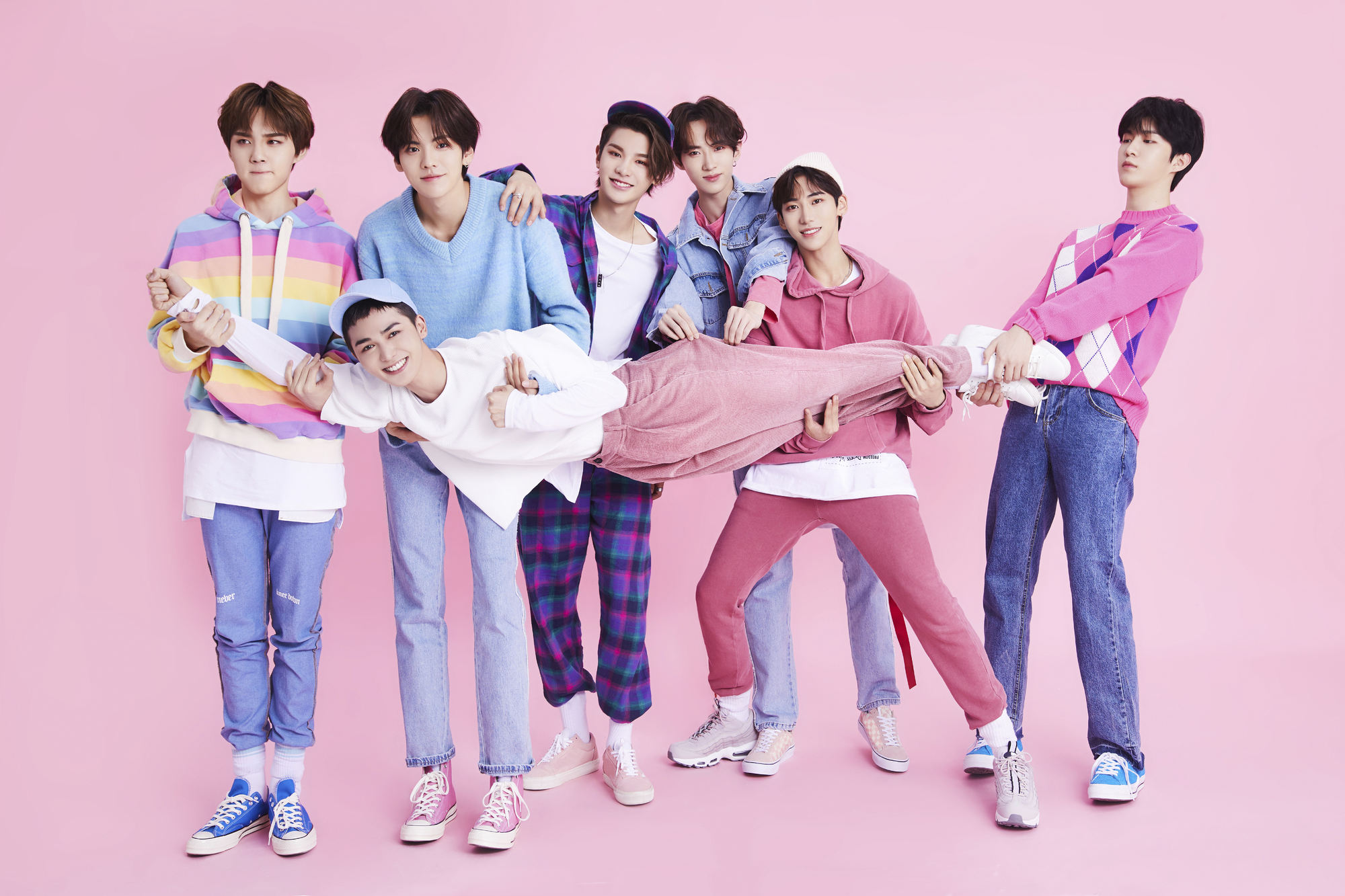 少年可期20190628:超长花絮:乐华七子毕业联欢会 - 高清视频在线观看