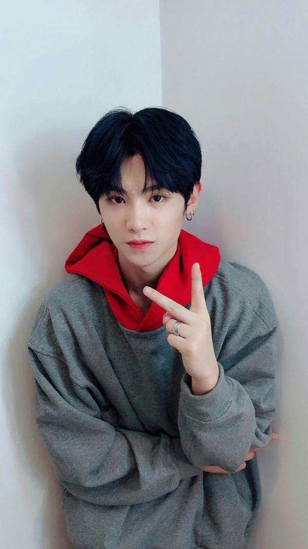 快乐大本营20190824期:李易峰邓伦林书豪酷炫来袭 黄明昊遭遇恐怖箱吓