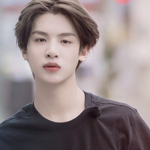 快乐大本营20190824期李易峰邓伦林书豪酷炫来袭黄明昊遭遇恐怖箱吓到