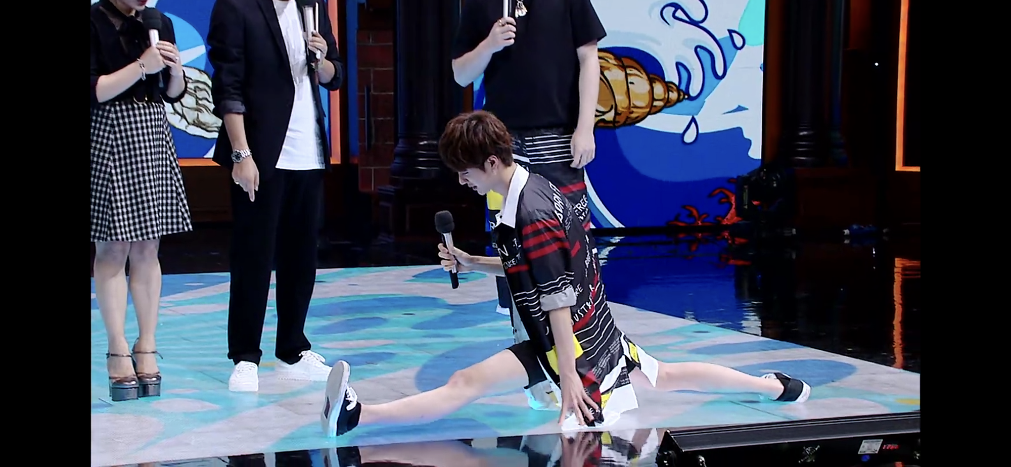 天天向上20160812期:白娘子小青催泪聚首 周杰再现经典表情