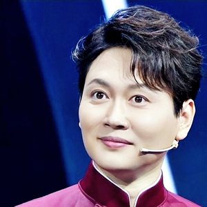 快乐大本营 202020200523:孟鹤堂曾毅跳女团舞大跌眼镜 - 高清视频