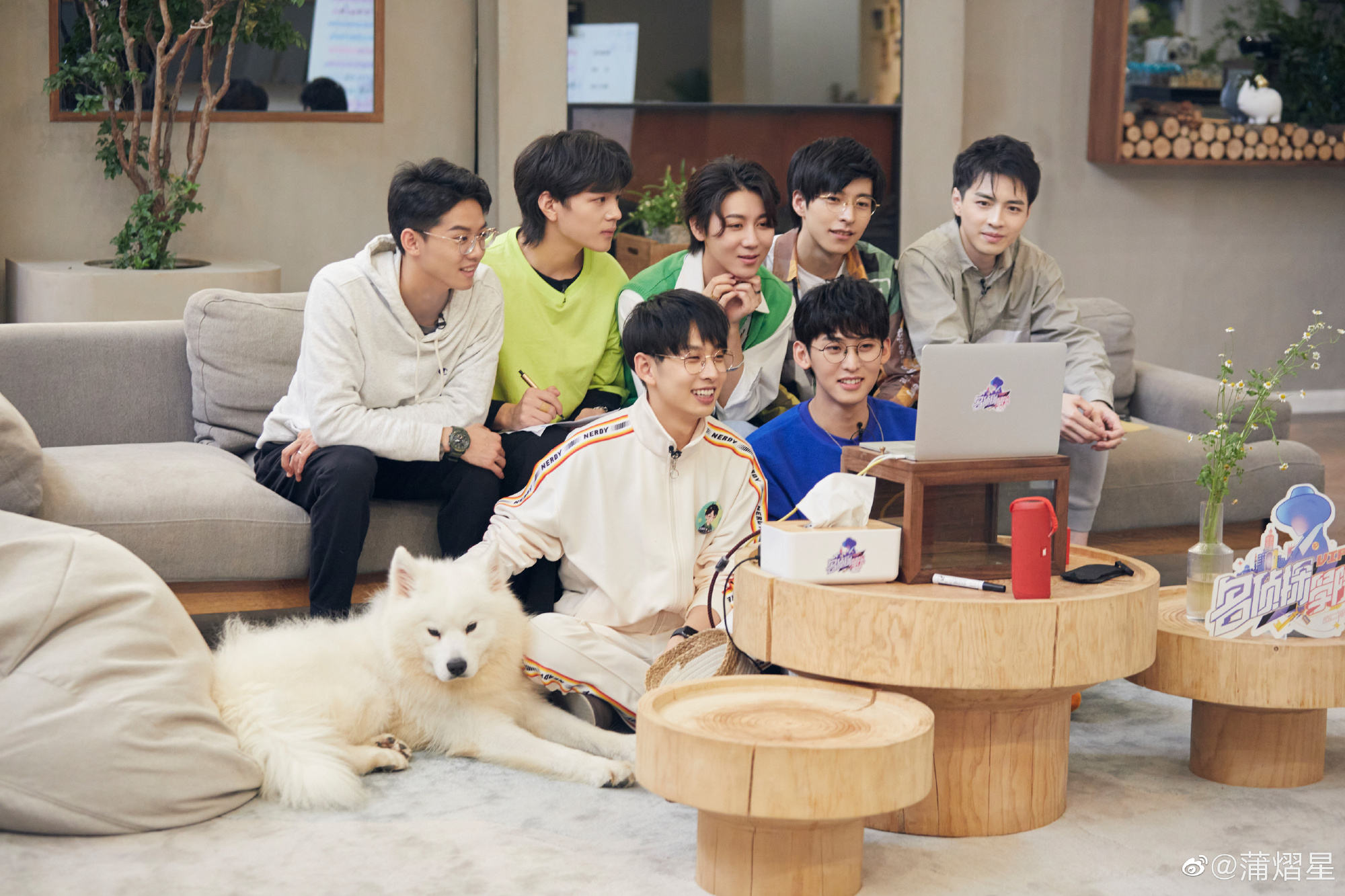 《名侦探学院》主题曲重磅首发 学长团倾情演唱击中你的心