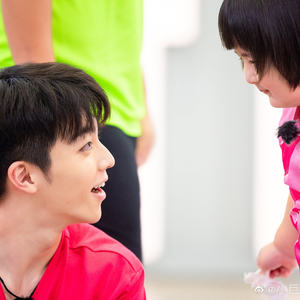 陈立农许佳琪啦啦操大比拼-综艺-高清视频在线观看-芒果tv