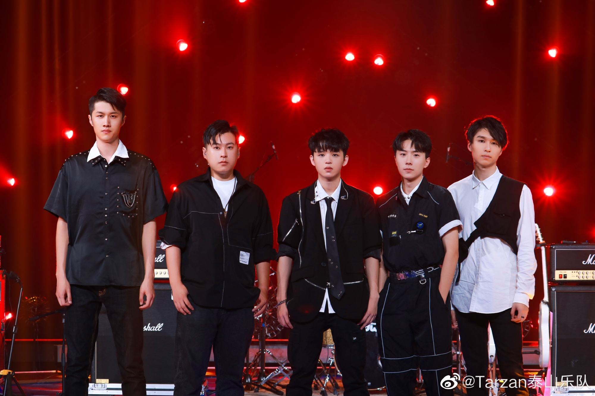 王炸组合来袭 谢霆锋泰山乐队《成者为王》