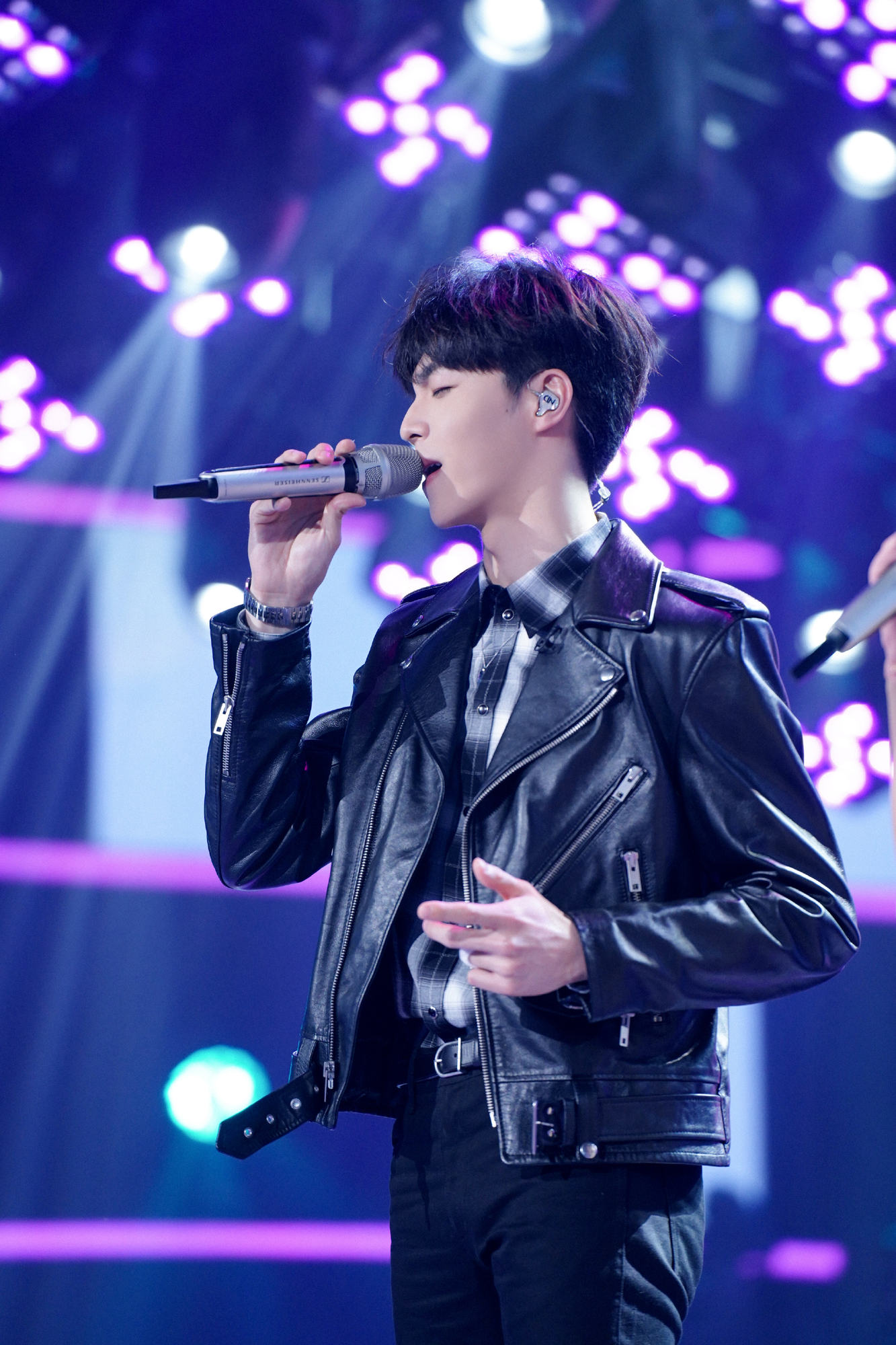 杨钰莹陈立农情歌对唱 高胜美林丹唱响青春金曲-综艺-高清视频在线