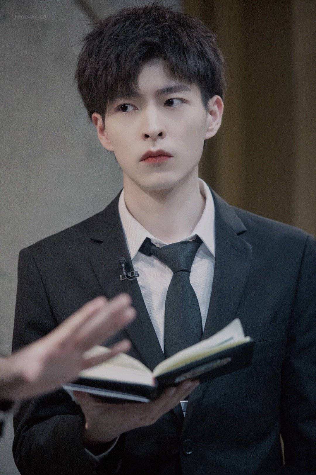 梓辰的飞花世界2021年02月11日回复1953查看更多回复(36)热撒老师法律