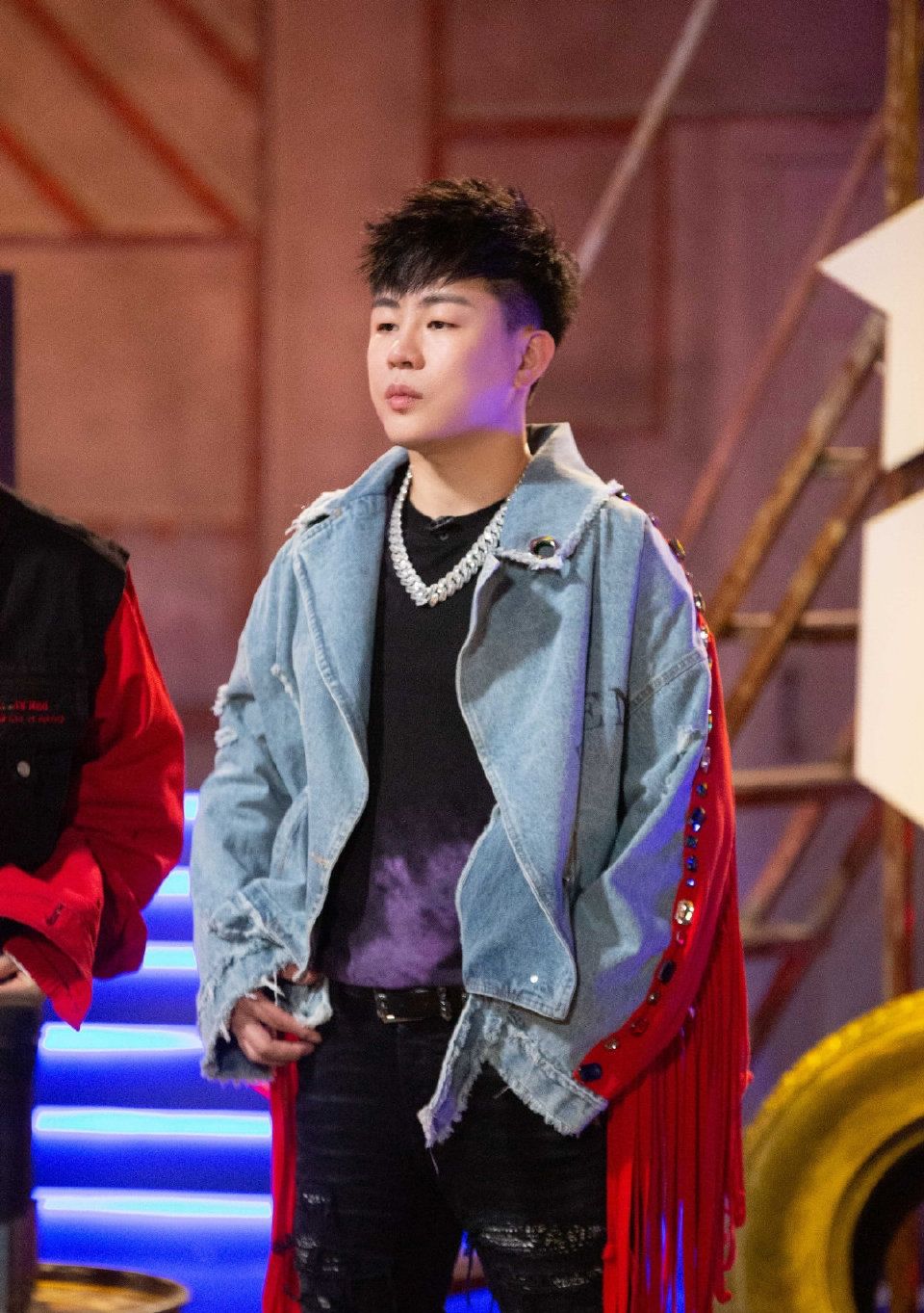 说唱听我的第二季第9期:首对"双子星"遭淘汰 尤长靖邓典果"杀疯了"