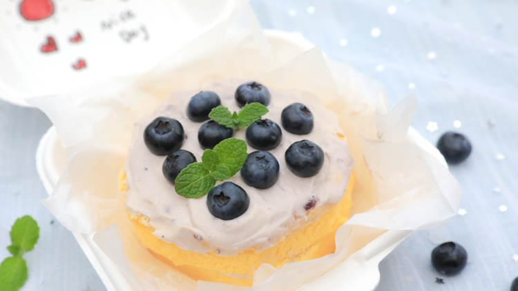 把心意藏在盒子里:蓝莓便当蛋糕