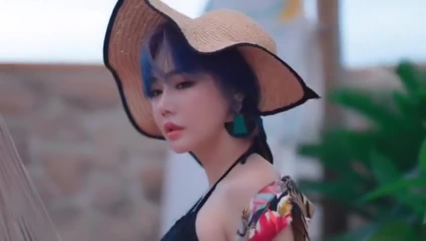 韩佳恩夏日写真 最新高清视频在线观看 芒果tv