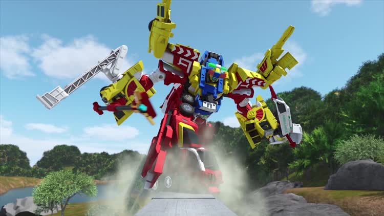 太妙了无敌超护巨人出击直接拽停列车营救成功