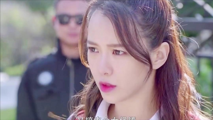 三百万雇个女保镖贴身保护是一种什么样的体验?