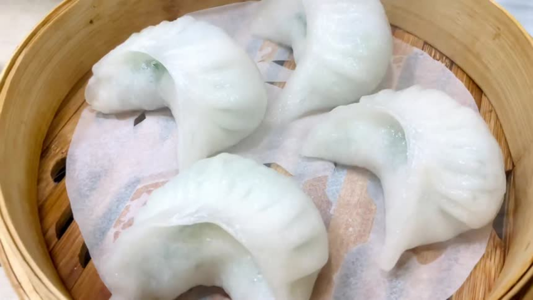 粤式点心【水晶韭菜饺】咬一口非一般的感觉!